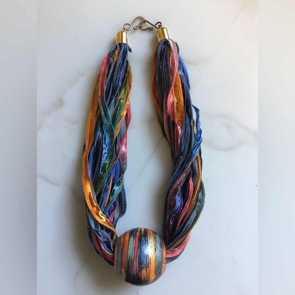 Women’s silk string necklace